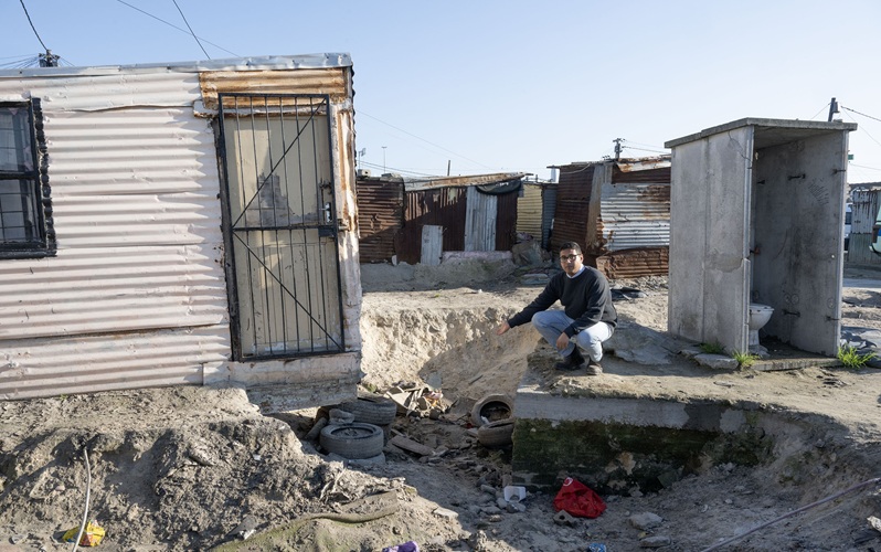 The-City-s-Mayoral-Committee-Member-for-Water-and-Sanitation-Alderman-Zahid-Badr.jpg