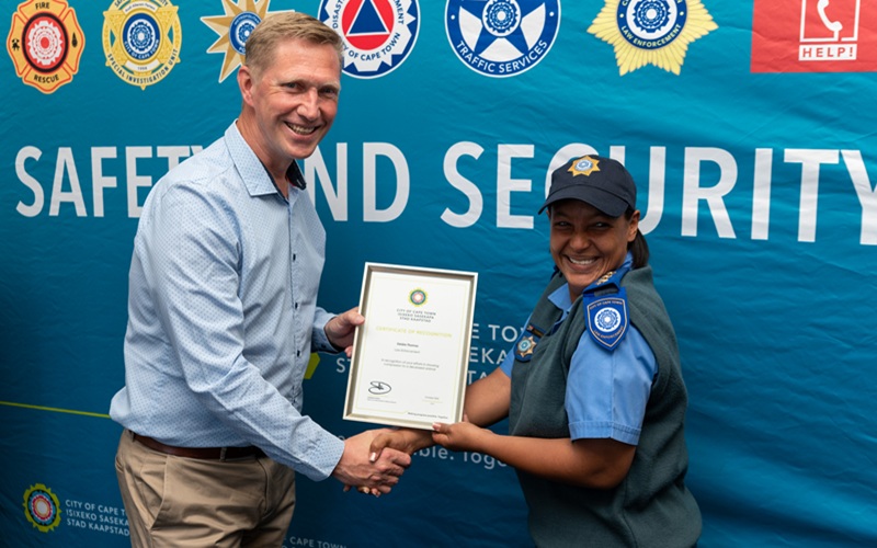 city-officers-4.jpg